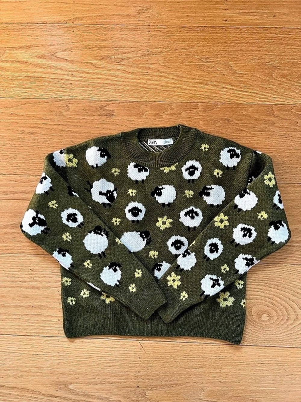 Zara Sheep Jacquard Knit Sweater in Olive Green, Size Small